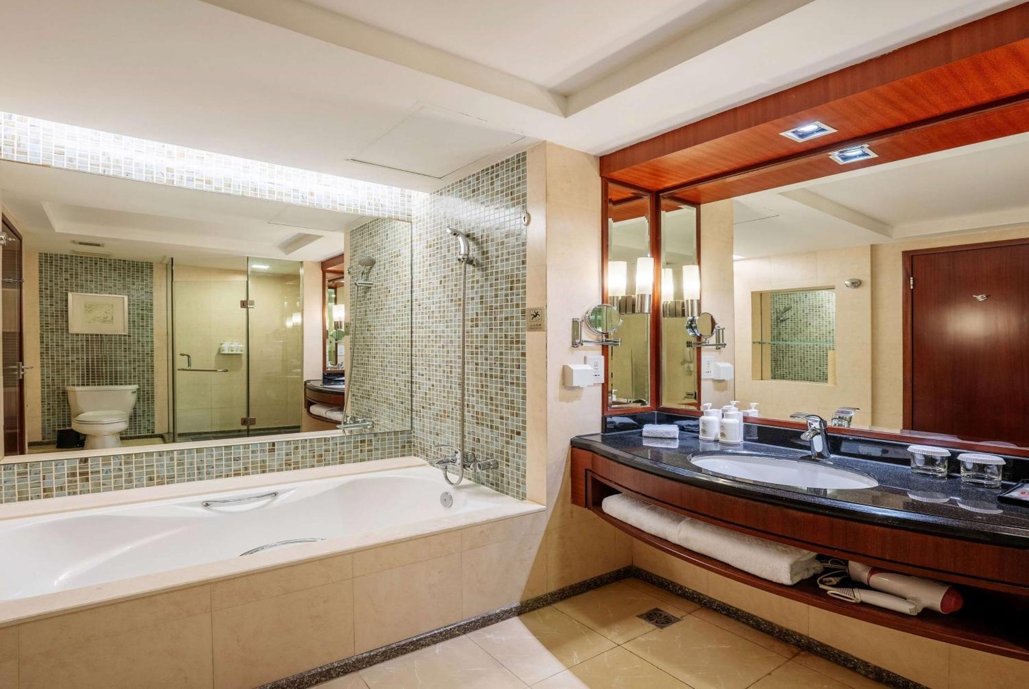 Ramada Beijing North Hotel Changping Exterior photo