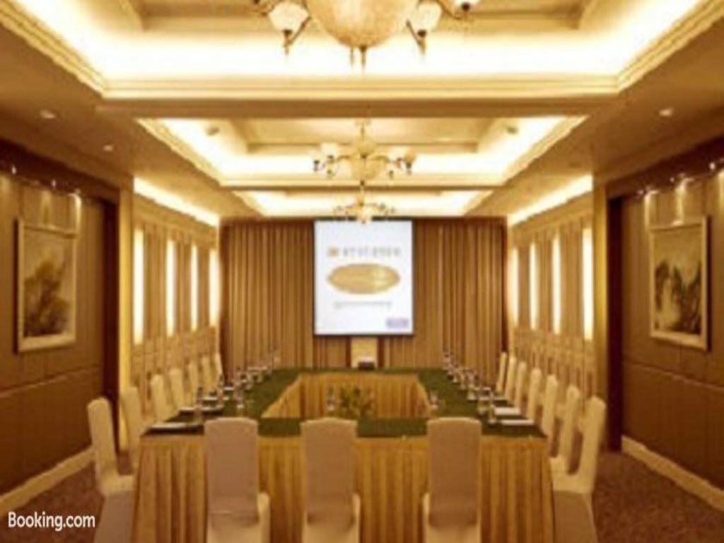 Ramada Beijing North Hotel Changping Exterior photo